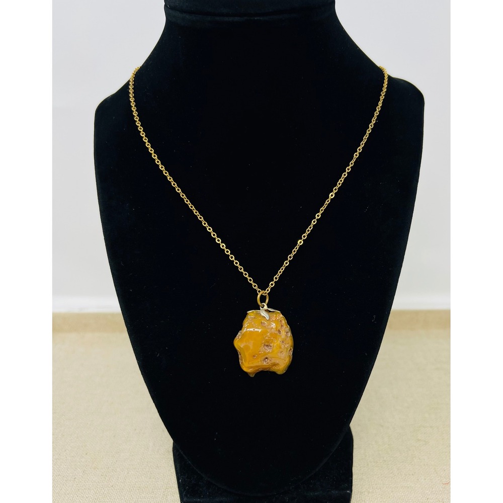 Vintage Honey Amber Agate Raw Stone Pendant Necklace Gold Tone Chain Boho